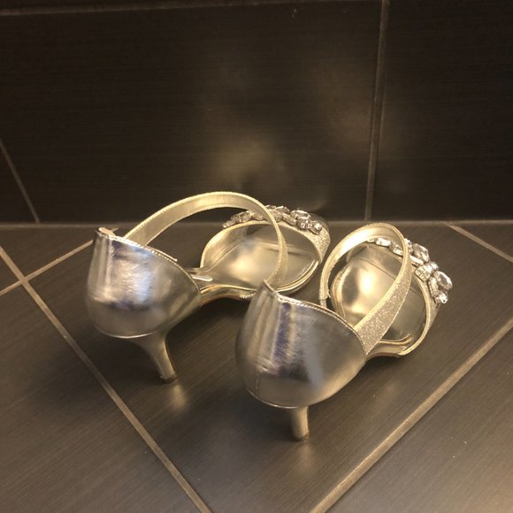 ✨🪩✨Embellished (Rhinestones) Heel Sandals by Nina Shoes - Picture 5 of 5